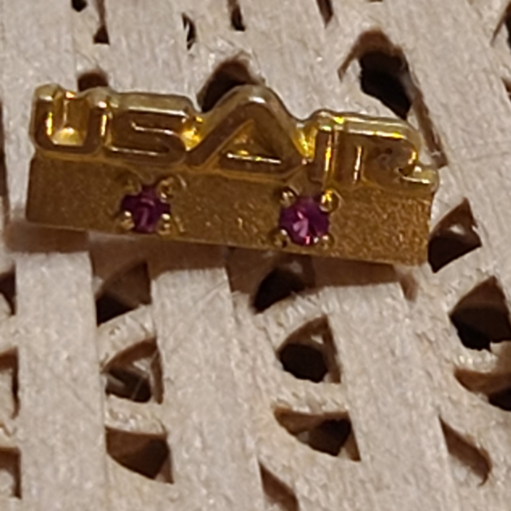 US Air Vintage Pin